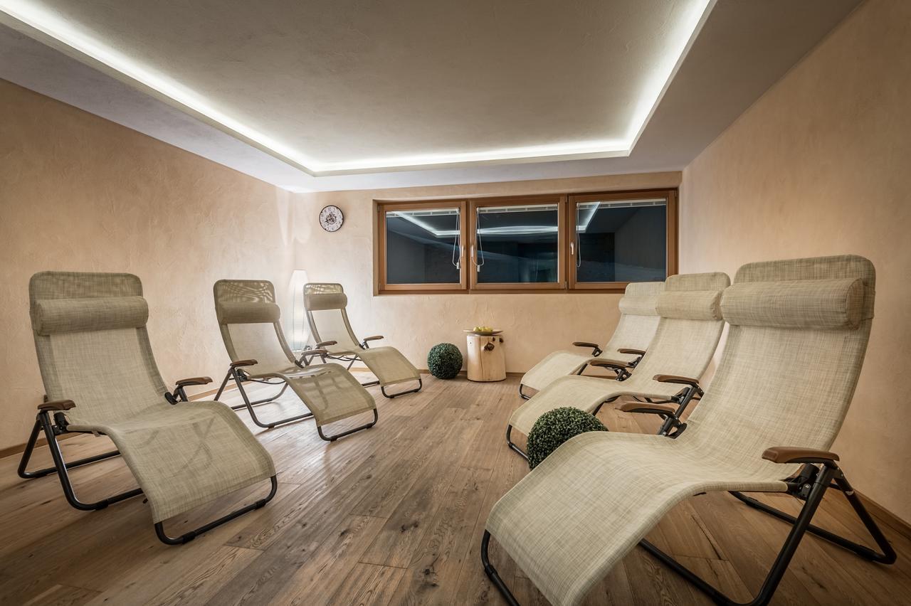 B&B - Hotel Ciasa Rue Blanch San Cassiano  Kültér fotó
